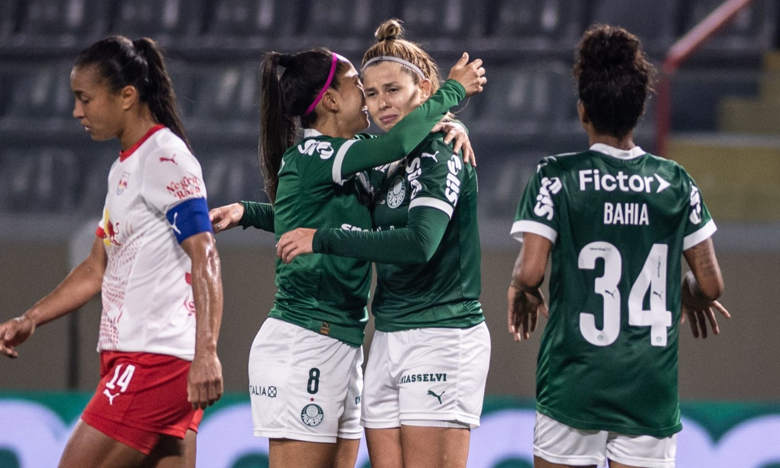 Fe Palermo marcou o gol da vitória do Palmeiras no Paulistão Feminino