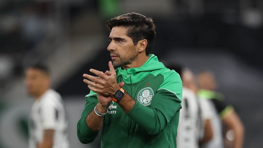Abel Ferreira teve ano irregular no Palmeiras